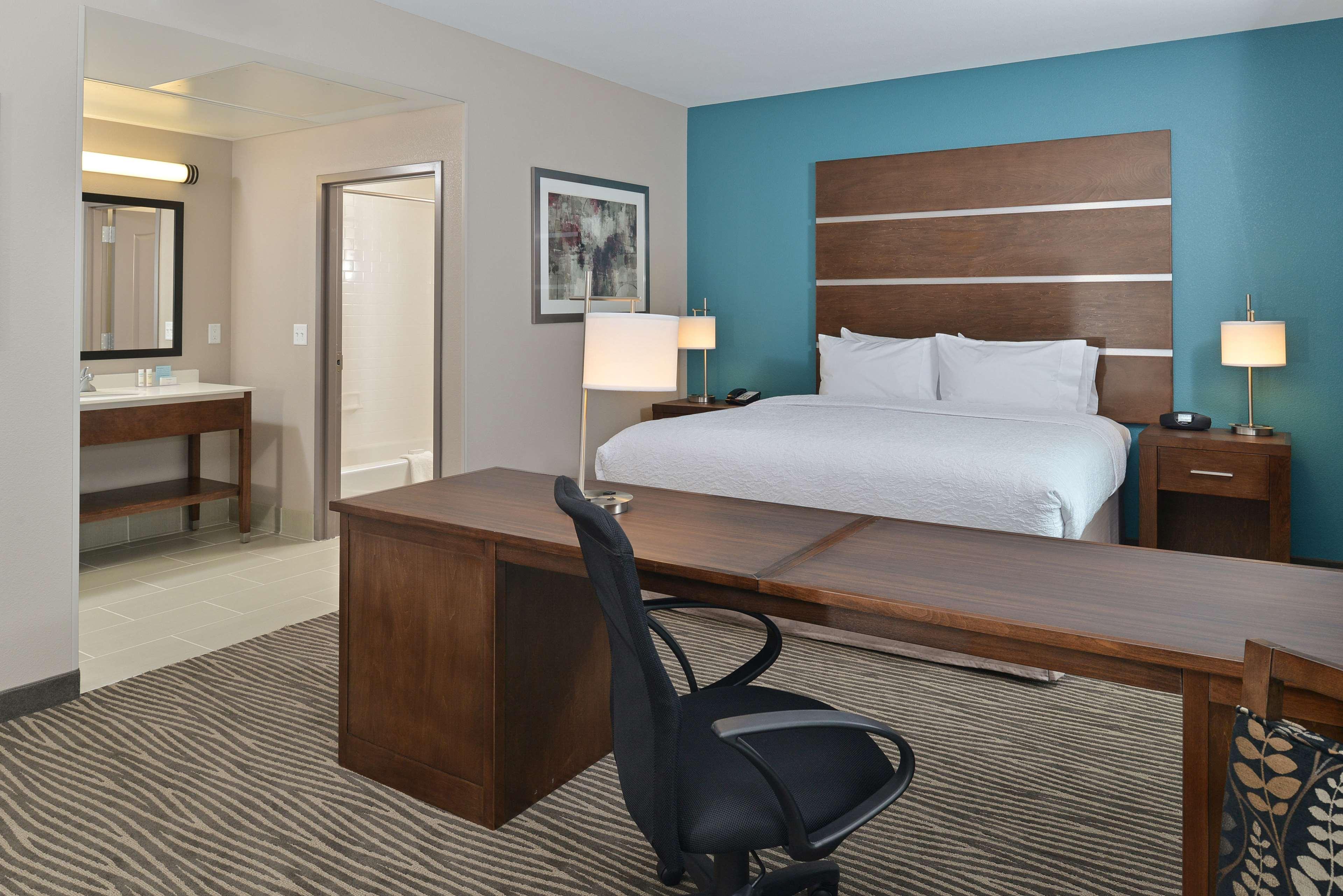 Hampton Inn & Suites Des Moines Downtown Εξωτερικό φωτογραφία