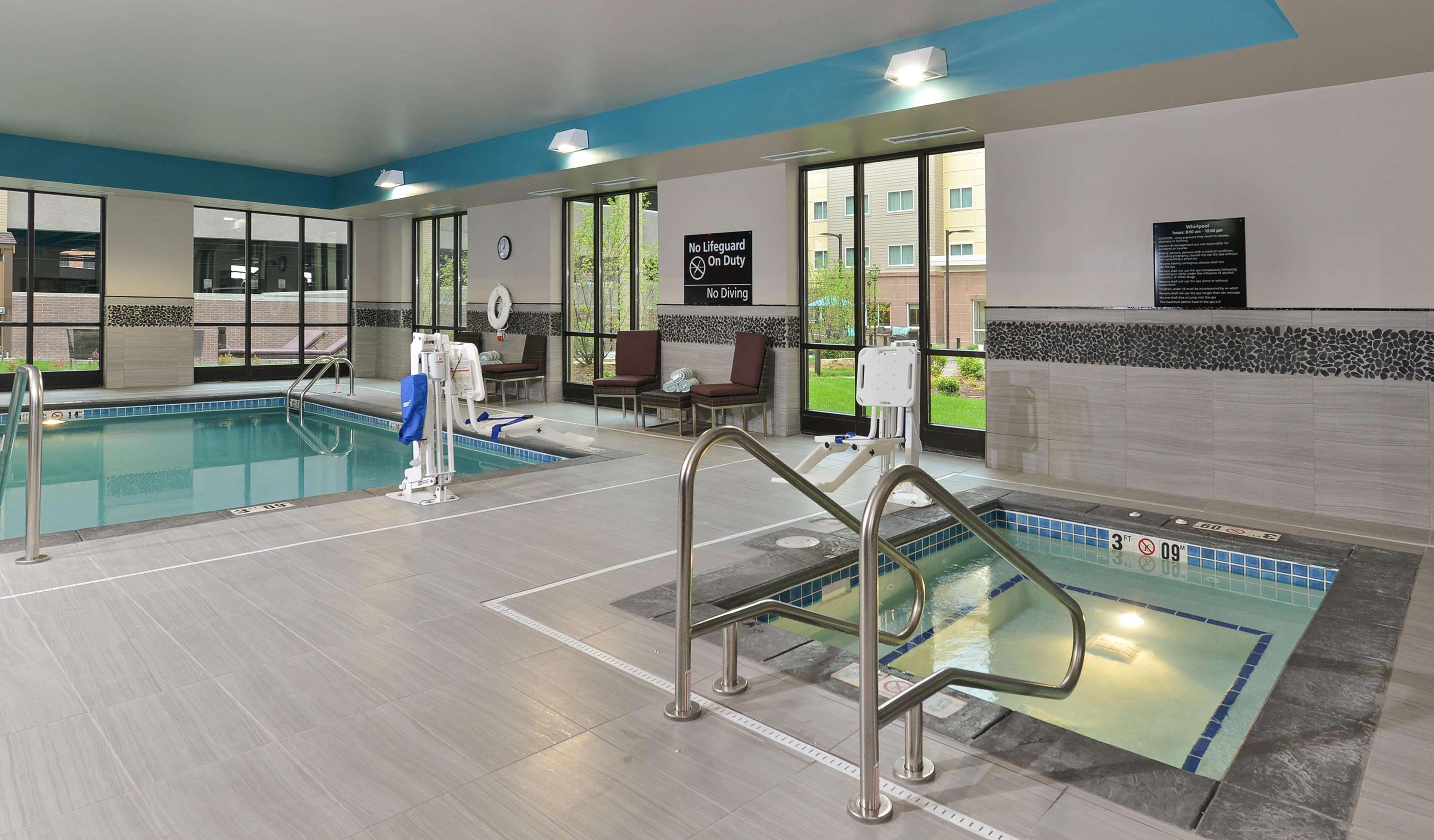 Hampton Inn & Suites Des Moines Downtown Εξωτερικό φωτογραφία