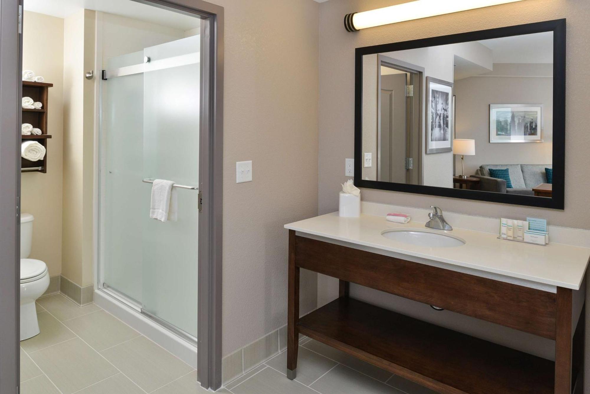Hampton Inn & Suites Des Moines Downtown Εξωτερικό φωτογραφία