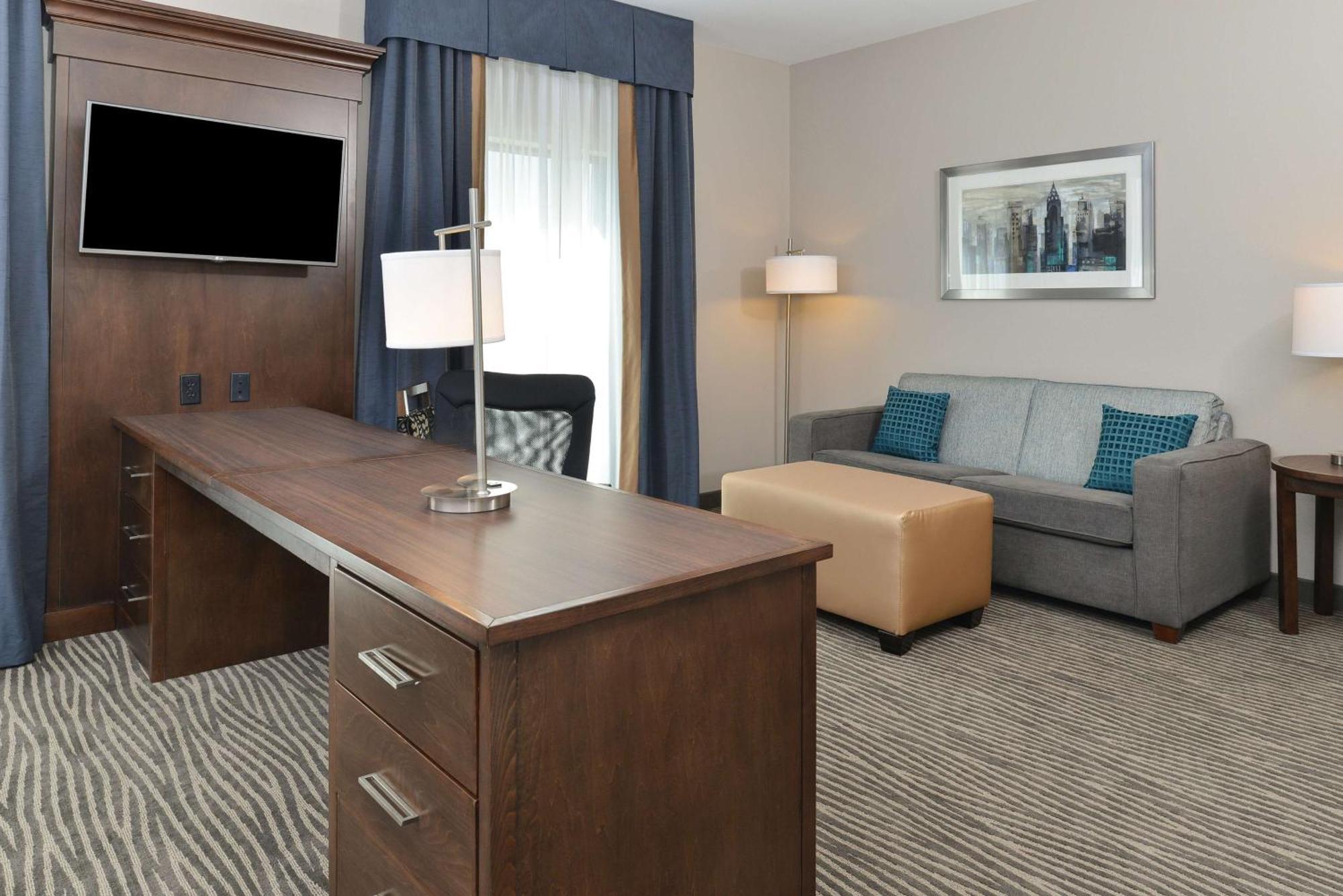 Hampton Inn & Suites Des Moines Downtown Εξωτερικό φωτογραφία