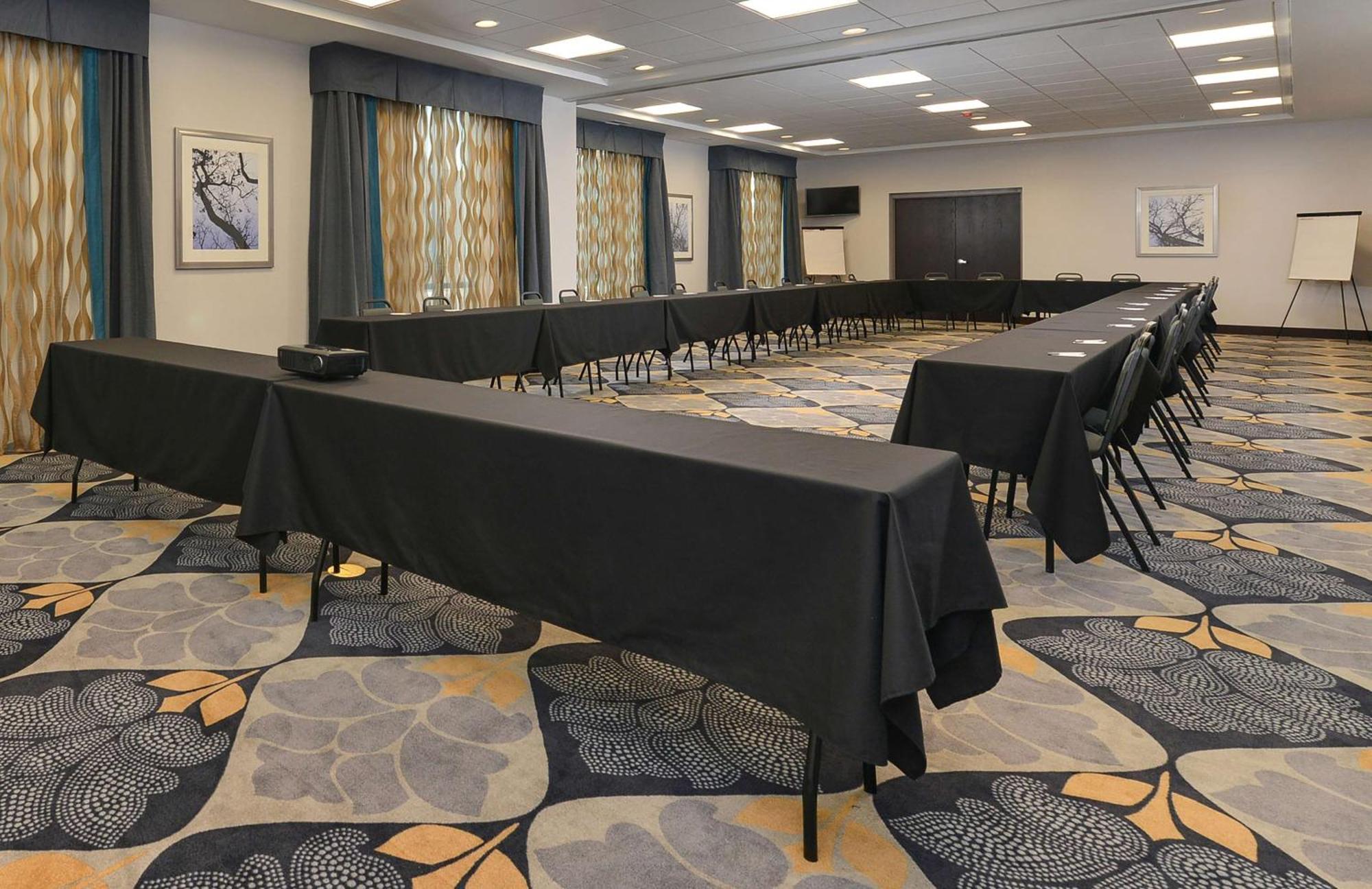 Hampton Inn & Suites Des Moines Downtown Εξωτερικό φωτογραφία