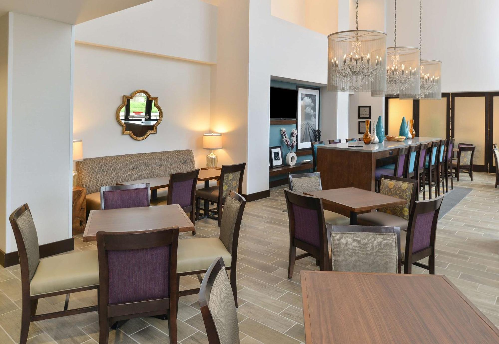 Hampton Inn & Suites Des Moines Downtown Εξωτερικό φωτογραφία