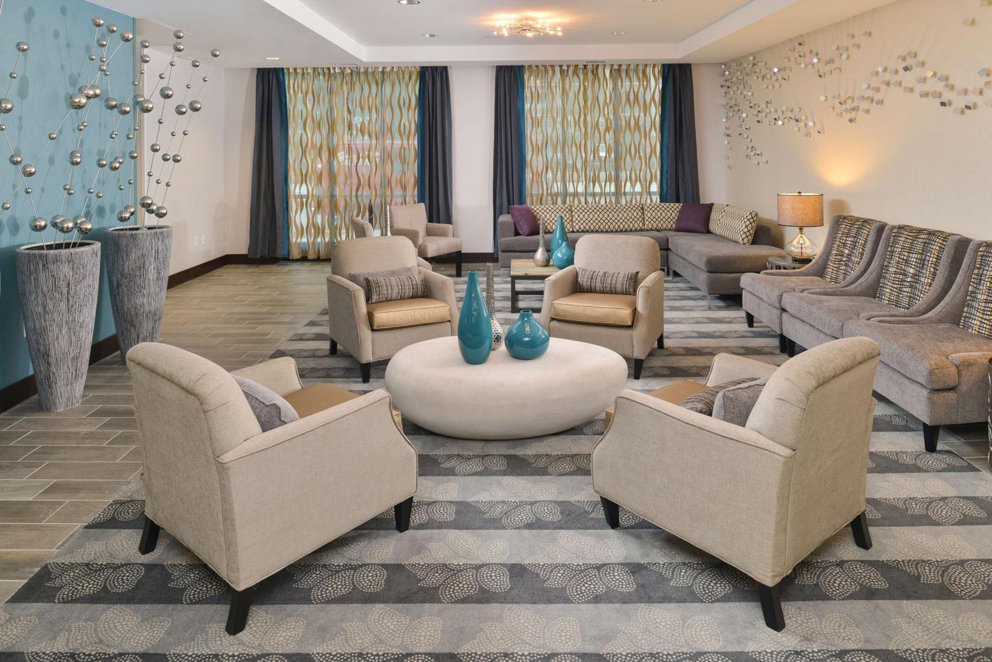 Hampton Inn & Suites Des Moines Downtown Εξωτερικό φωτογραφία