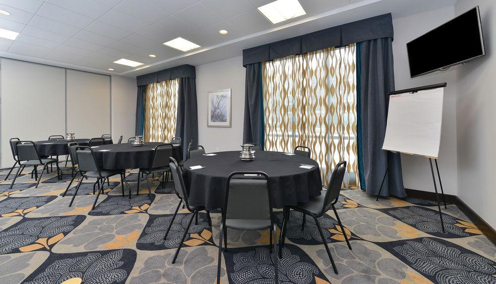 Hampton Inn & Suites Des Moines Downtown Εξωτερικό φωτογραφία