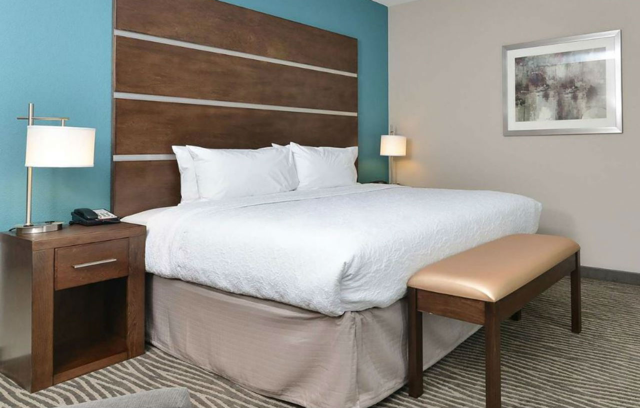 Hampton Inn & Suites Des Moines Downtown Εξωτερικό φωτογραφία