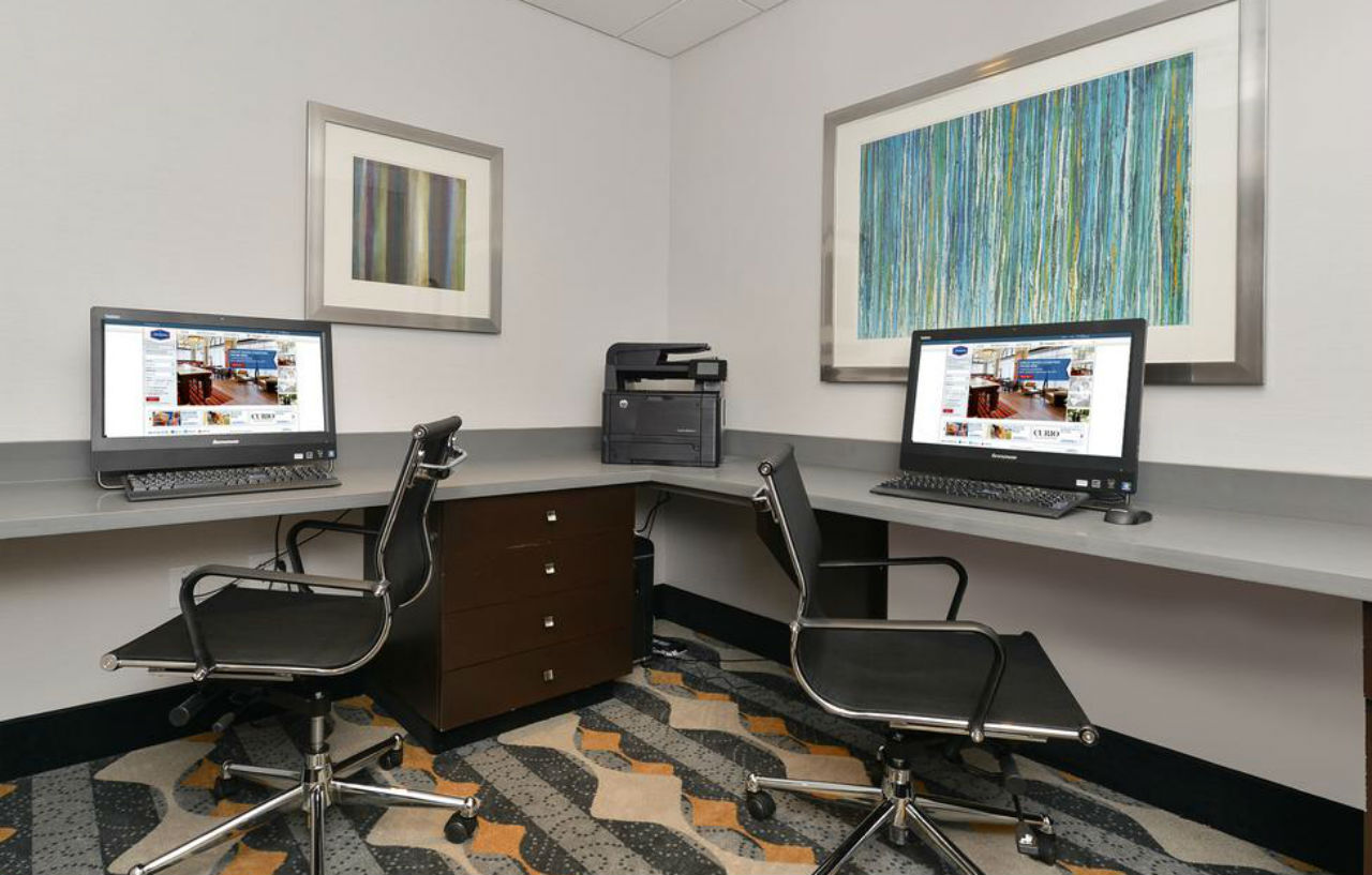 Hampton Inn & Suites Des Moines Downtown Εξωτερικό φωτογραφία